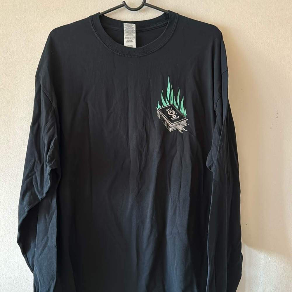 While She Sleeps long sleeve XL
